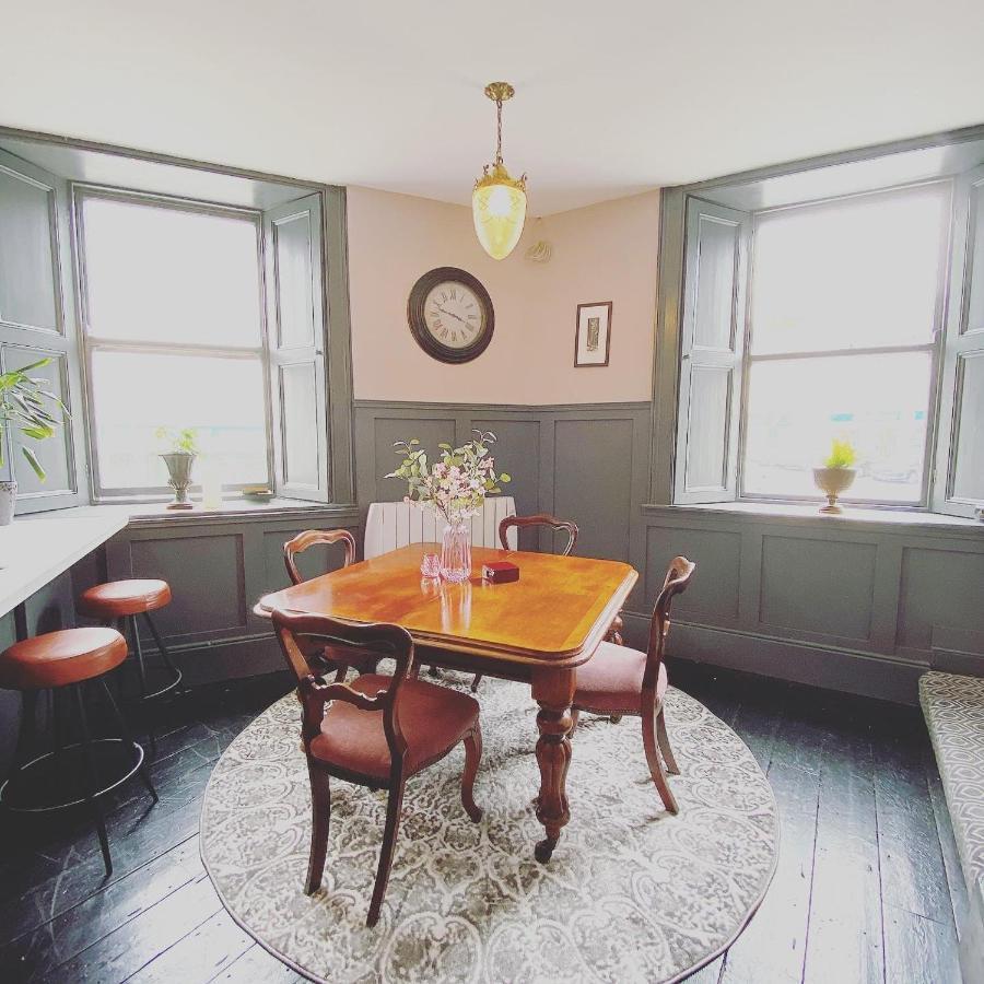 Appartamento No. 1 Bridge Street Westport Esterno foto