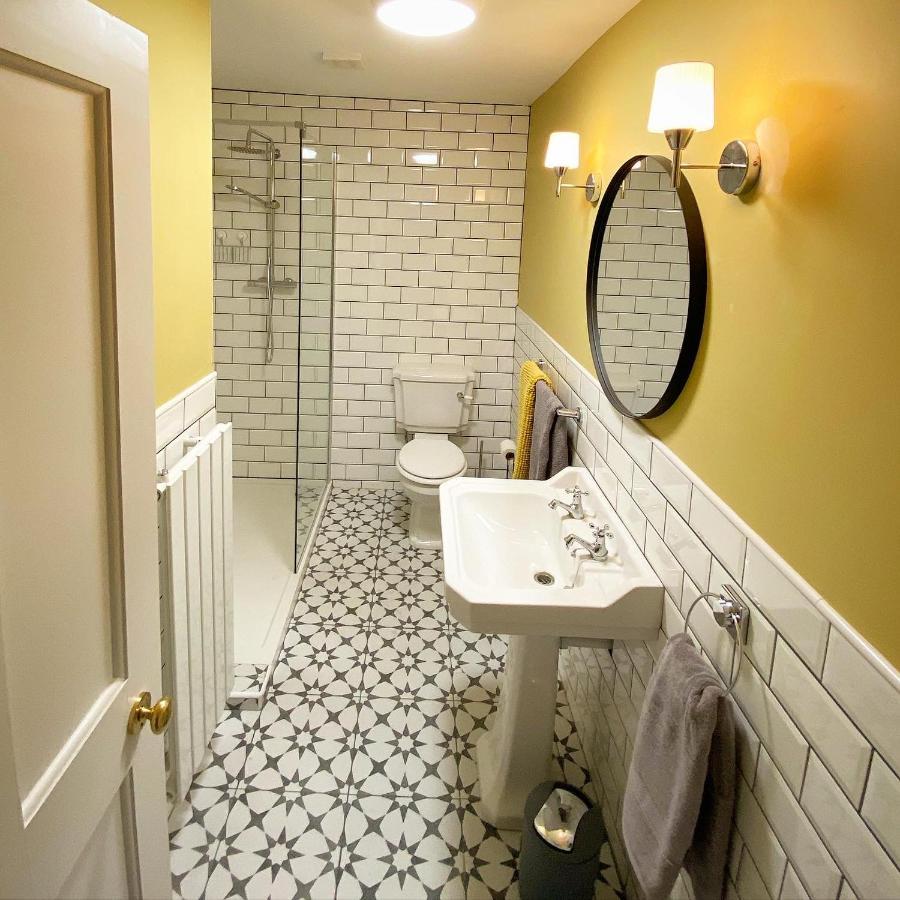 Appartamento No. 1 Bridge Street Westport Esterno foto