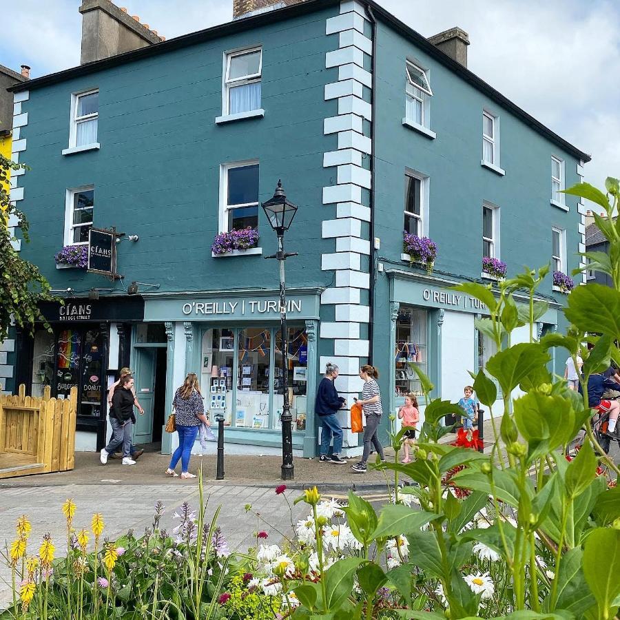Appartamento No. 1 Bridge Street Westport Esterno foto